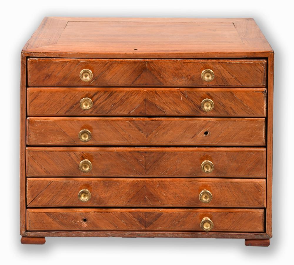 SENATOR WARNER'S LOUIS XVI