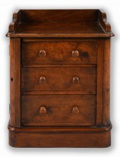 SENATOR WARNER'S VICTORIAN WAL
