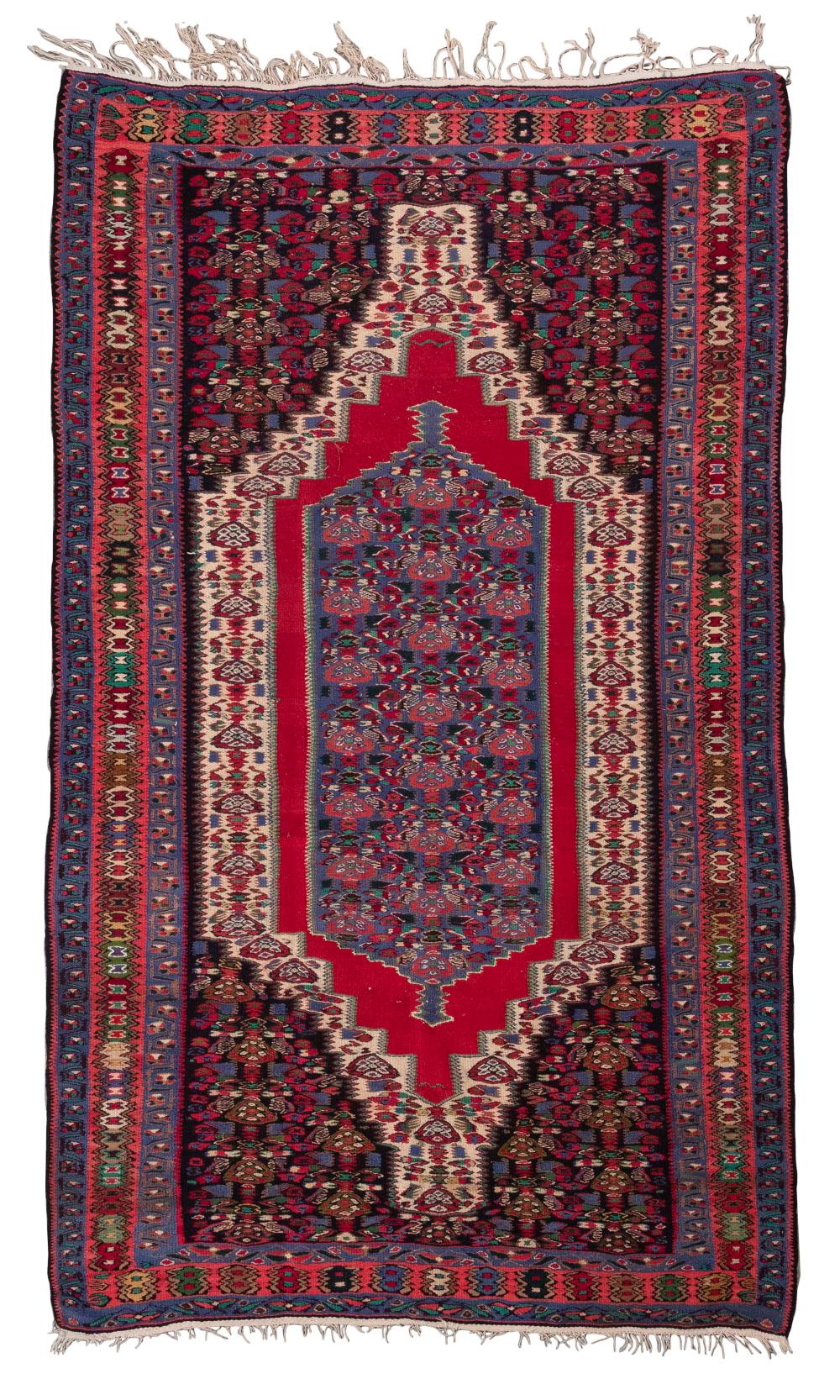 SENNA KILIM RUG: 4’4” X 7’5” MID-