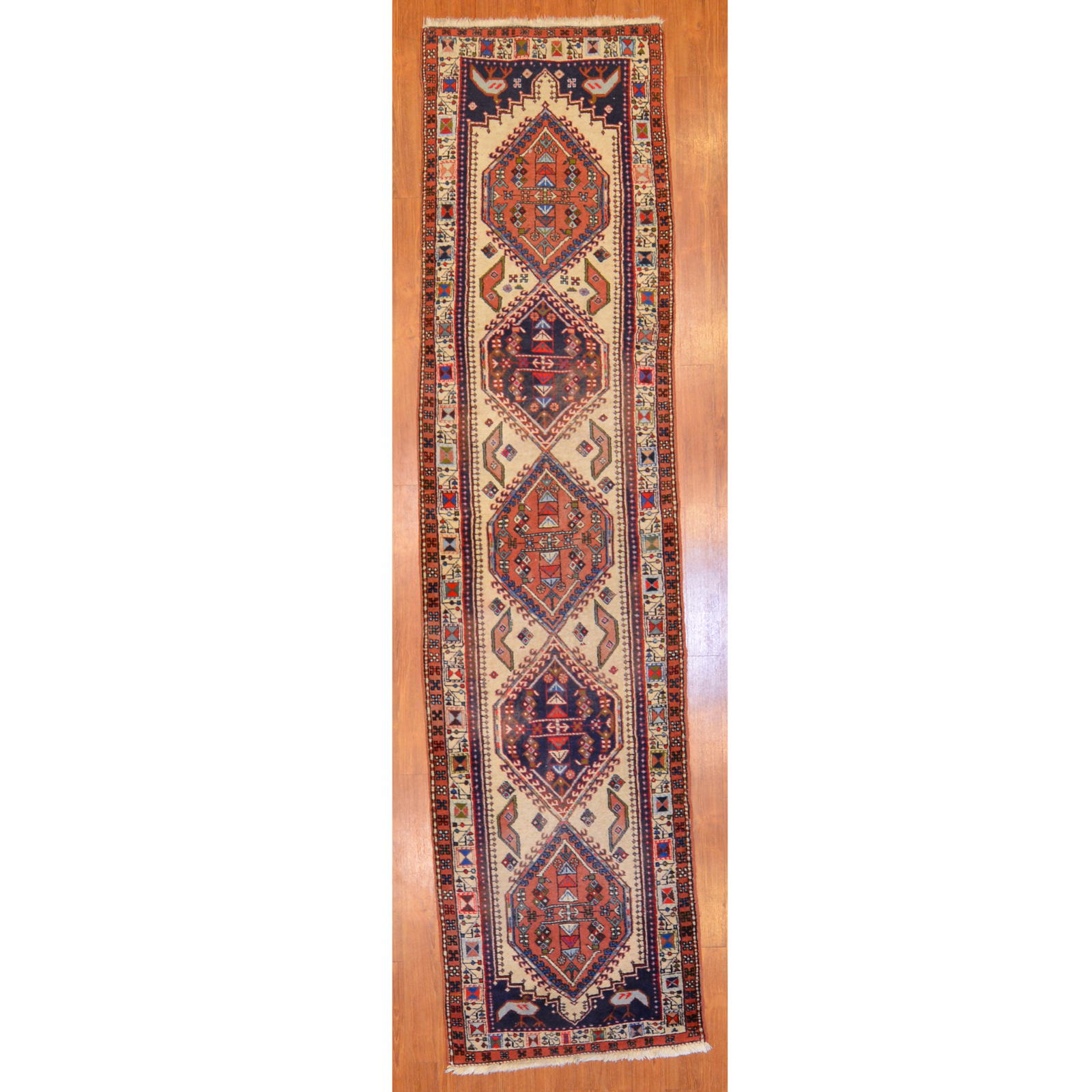 SERAB RUNNER, PERSIA, 2.8 X 10.9