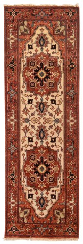 SERAPI DESIGN RUG: 2’7” X 7’9”
