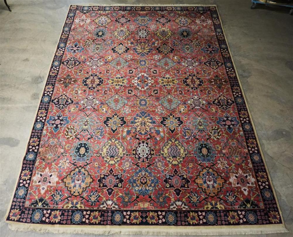 SERAPI PATTERN MACHINE MADE RUG,