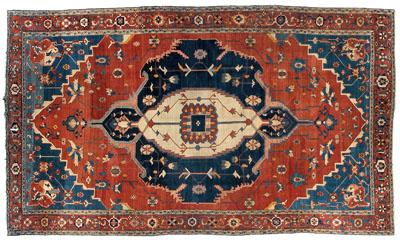 Serapi rug, ivory central medallion