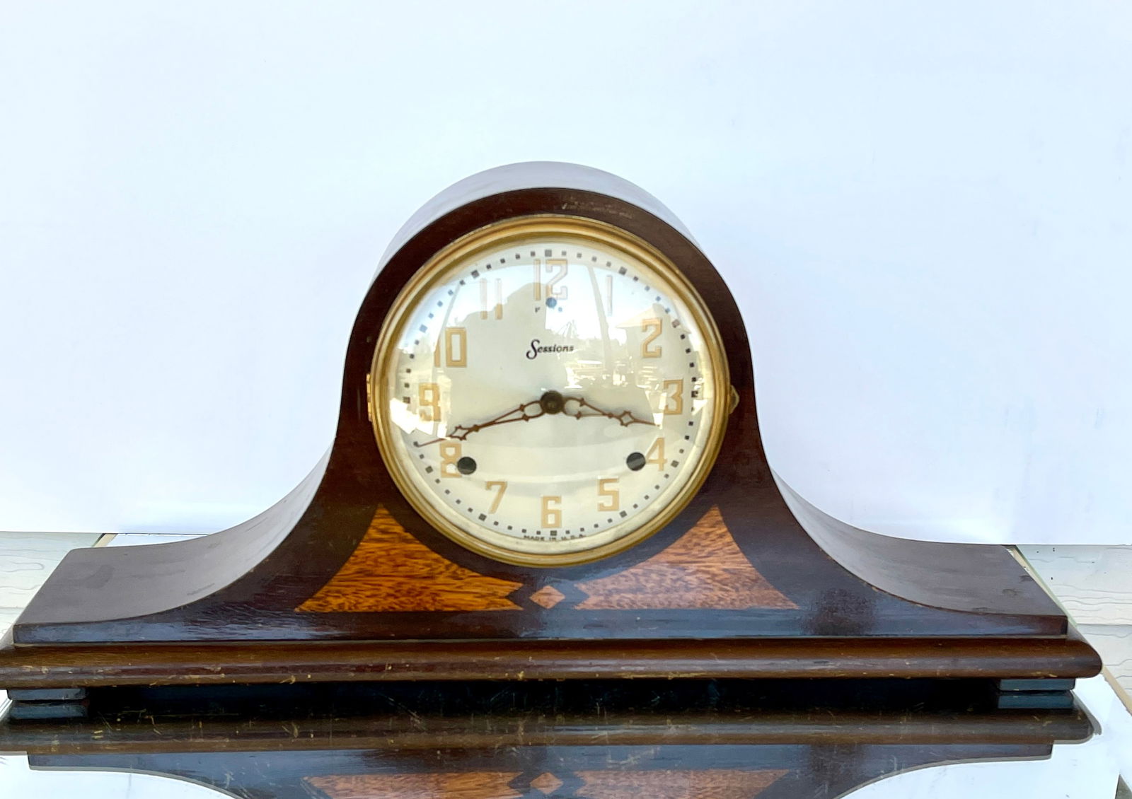 SESSIONS WALNUT MANTEL CLOCKCirca