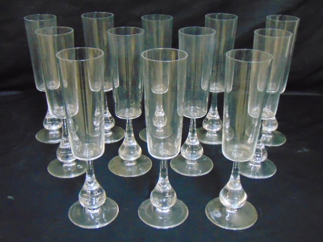 SET 12 BACCARAT CRYSTAL STEMWARE,