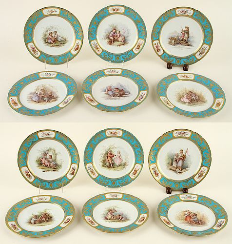SET 12 FRENCH PORCELAIN PLATES