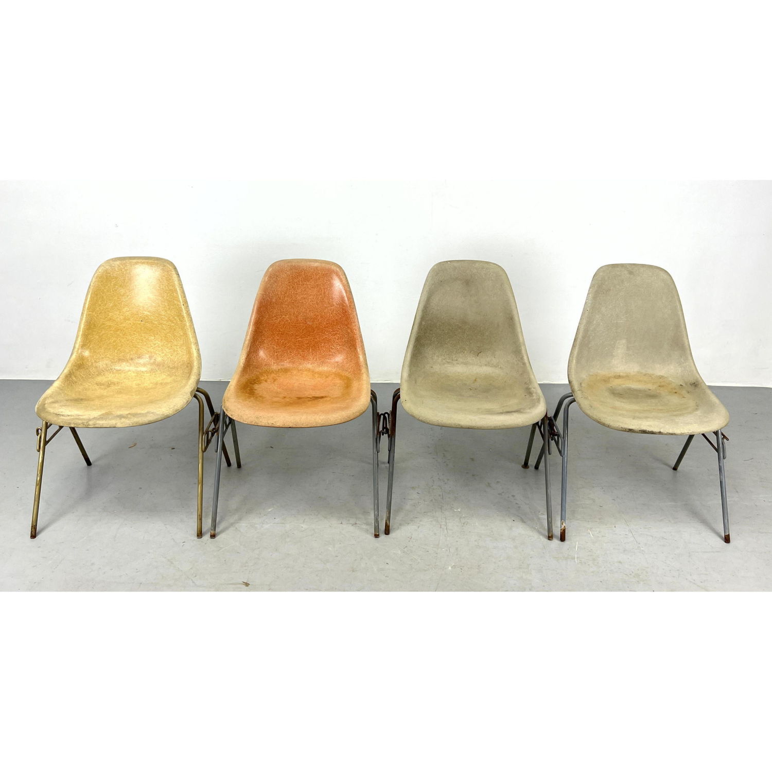Set 4 Stacking EAMES Fiberglass