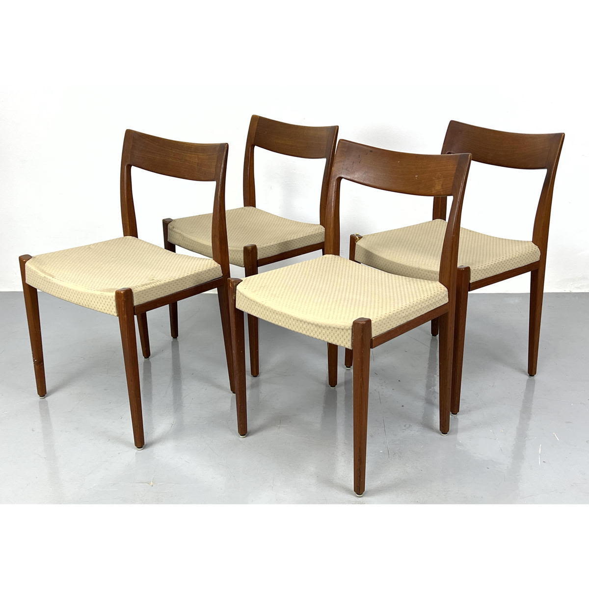 Set 4 TROEDS "Kontiki" Model Teak