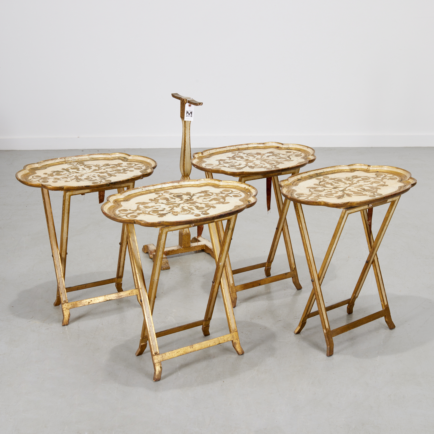 SET (4) VENETIAN GILTWOOD SNACK