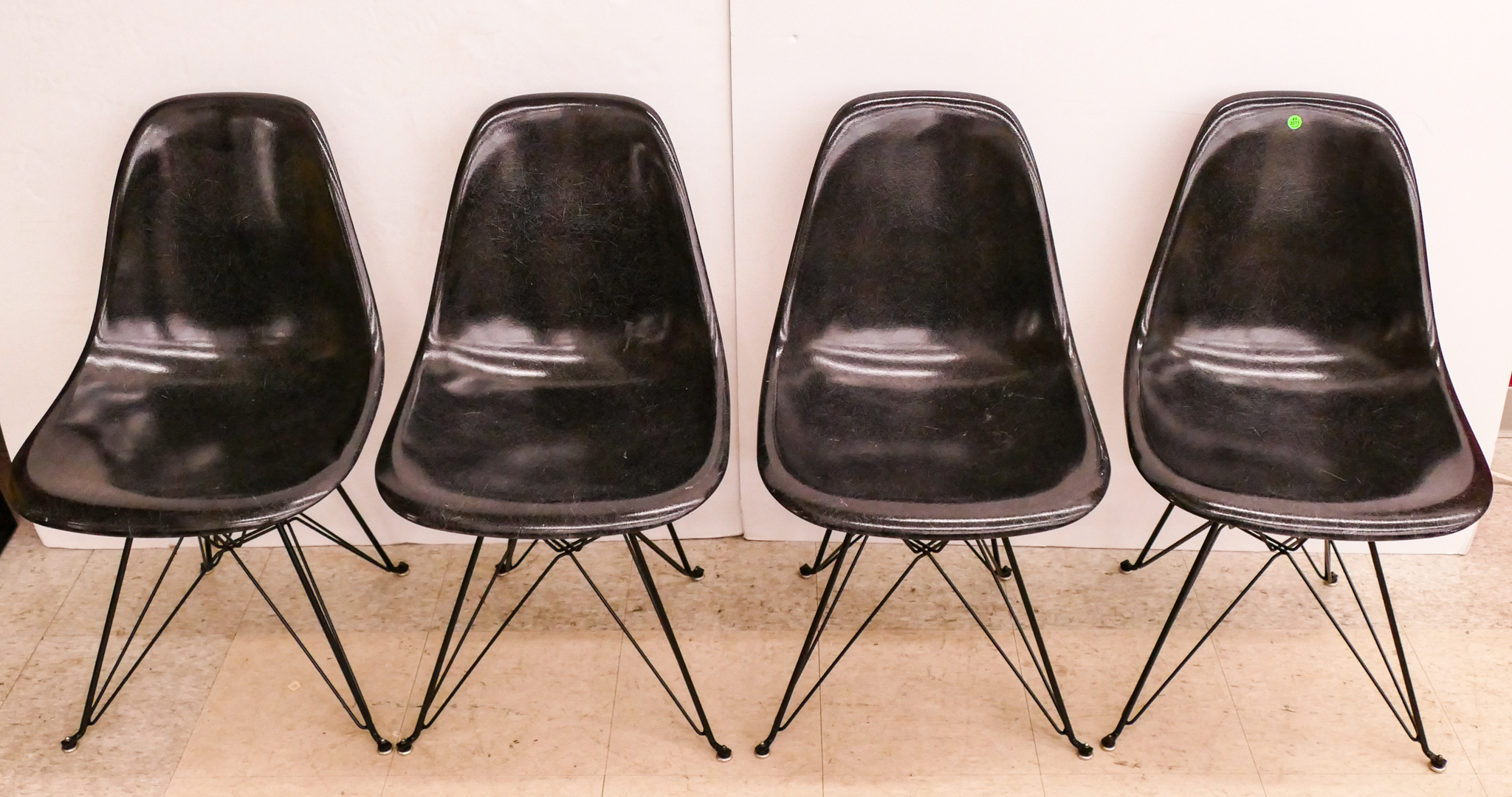 Set 4pc Eames Style Eifel Tower for