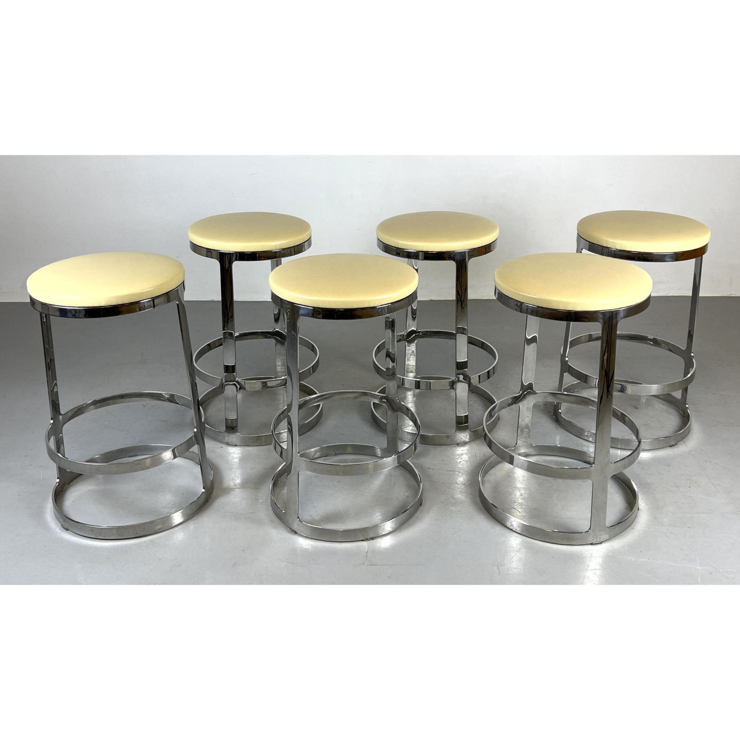 Set 6 BERNHARDT Design Swivel Bar