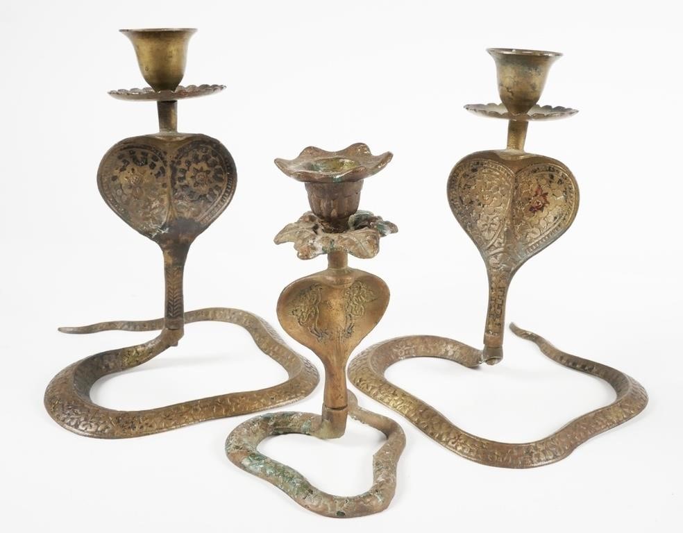 SET BRASS SNAKE CANDLEHOLDERSSet of