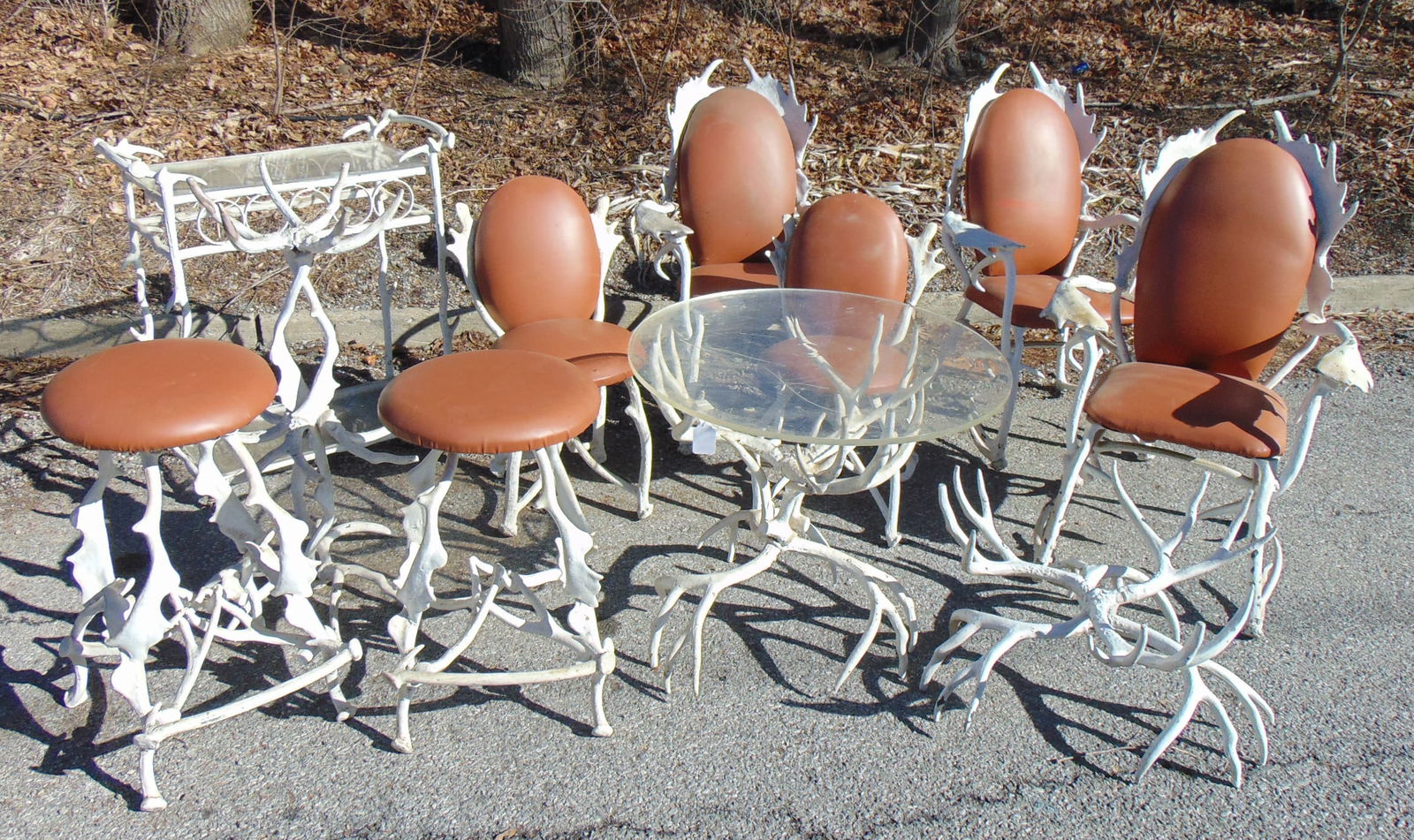 SET CAST ALUMINUM RUSTIC ANTLER