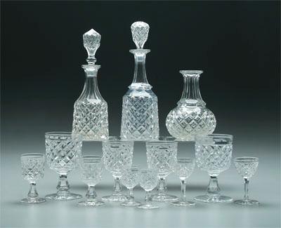 Set cut glass stemware,