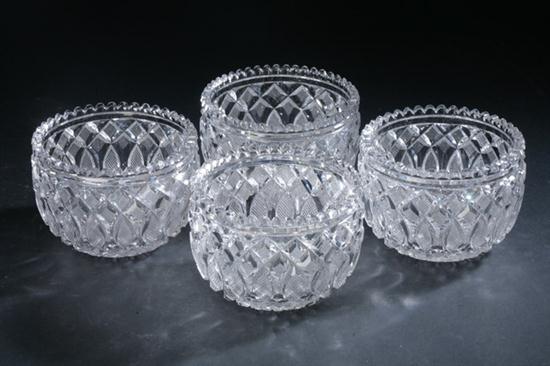 SET ELEVEN CUT CRYSTAL FINGER