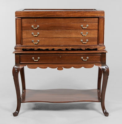 Set English Silver, Case on Stand