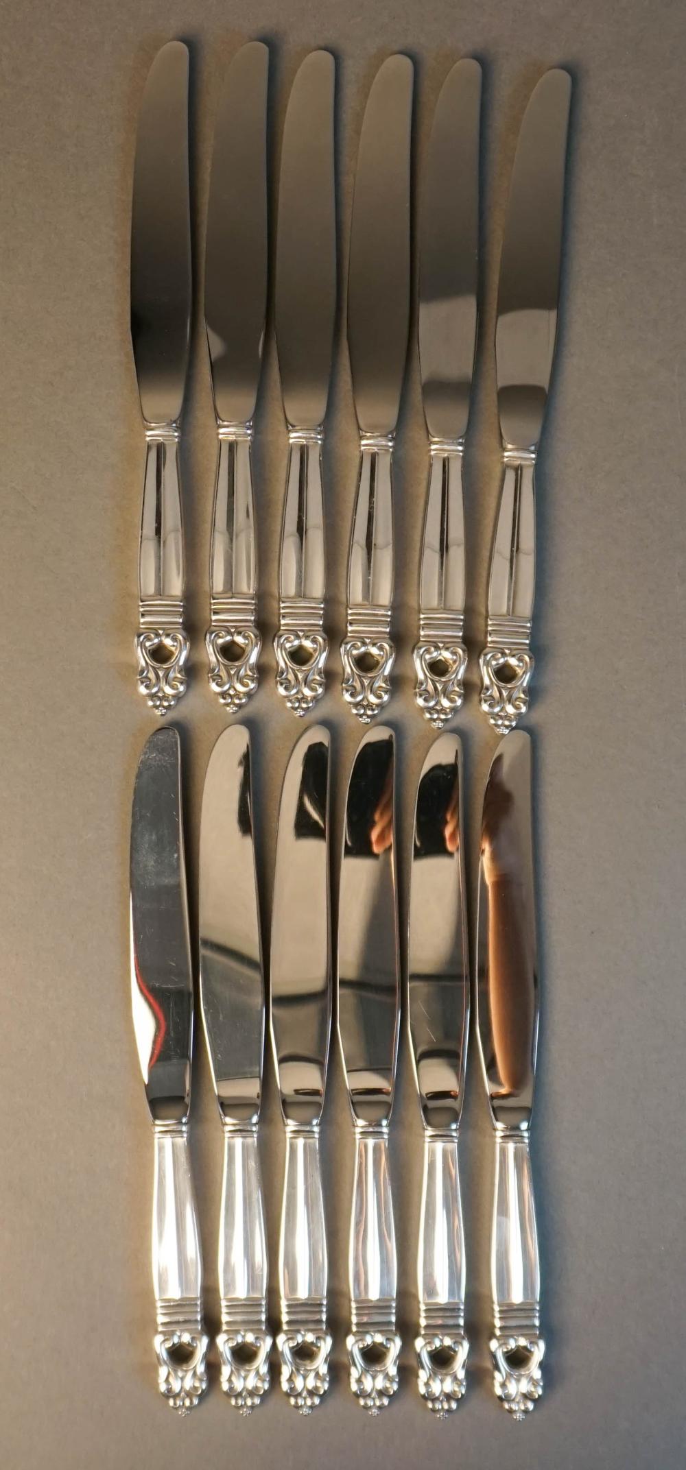 SET OF 12 INTERNATIONAL SILVER
