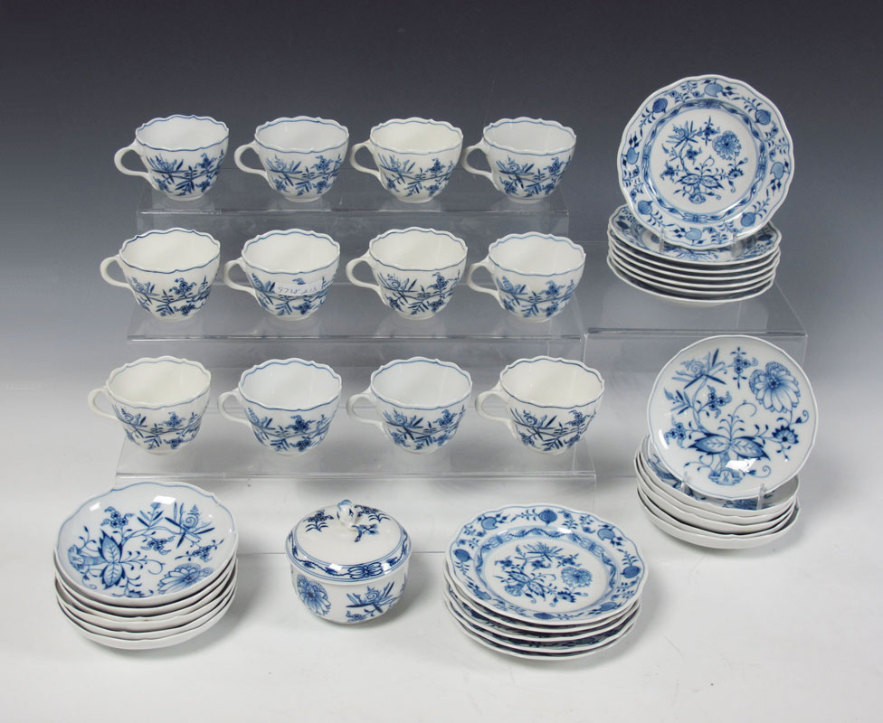 SET OF 12 MEISSEN BLUE ONION CUPS