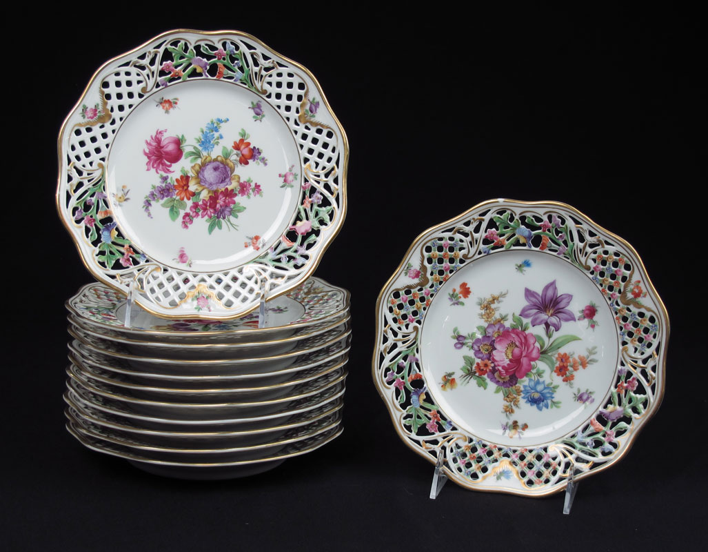SET OF 12 SCHUMANN DRESDEN
