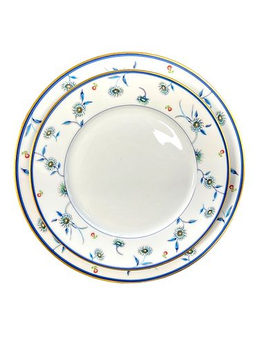 SET OF 16 PORCELAIN EUROPEAN