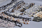 SET OF 19 NECKLACES SWISS WATE