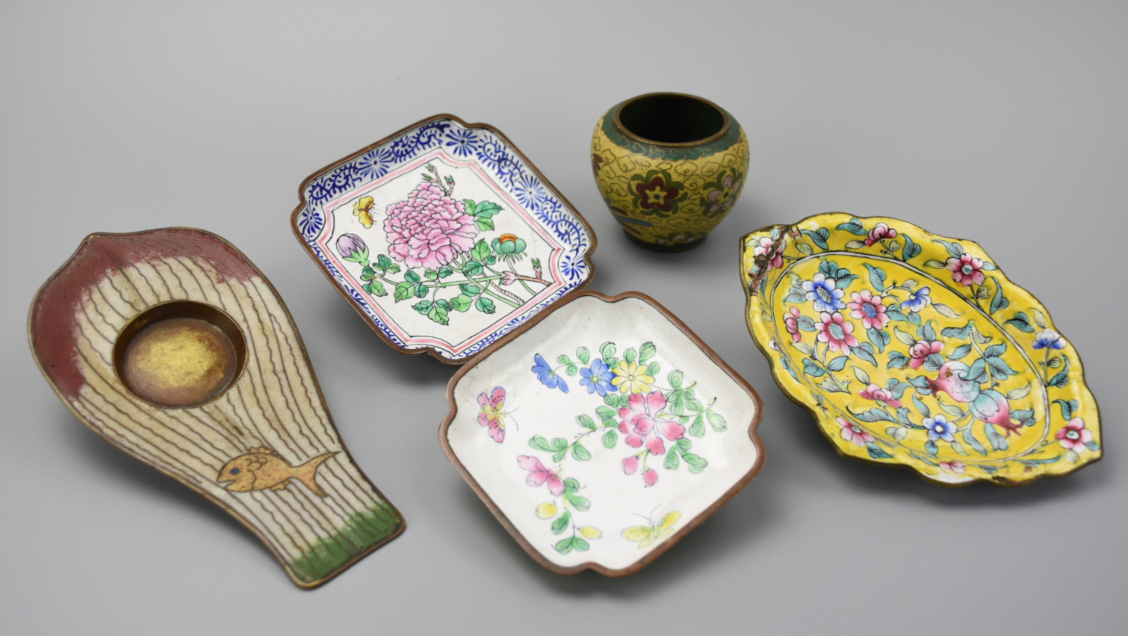 SET OF 5 CHINESE CANTON ENAMEL