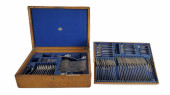 SET OF 87 PIECES OF IRISH GIBS