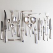 SET OF AMERICAN SILVER FLATWAR