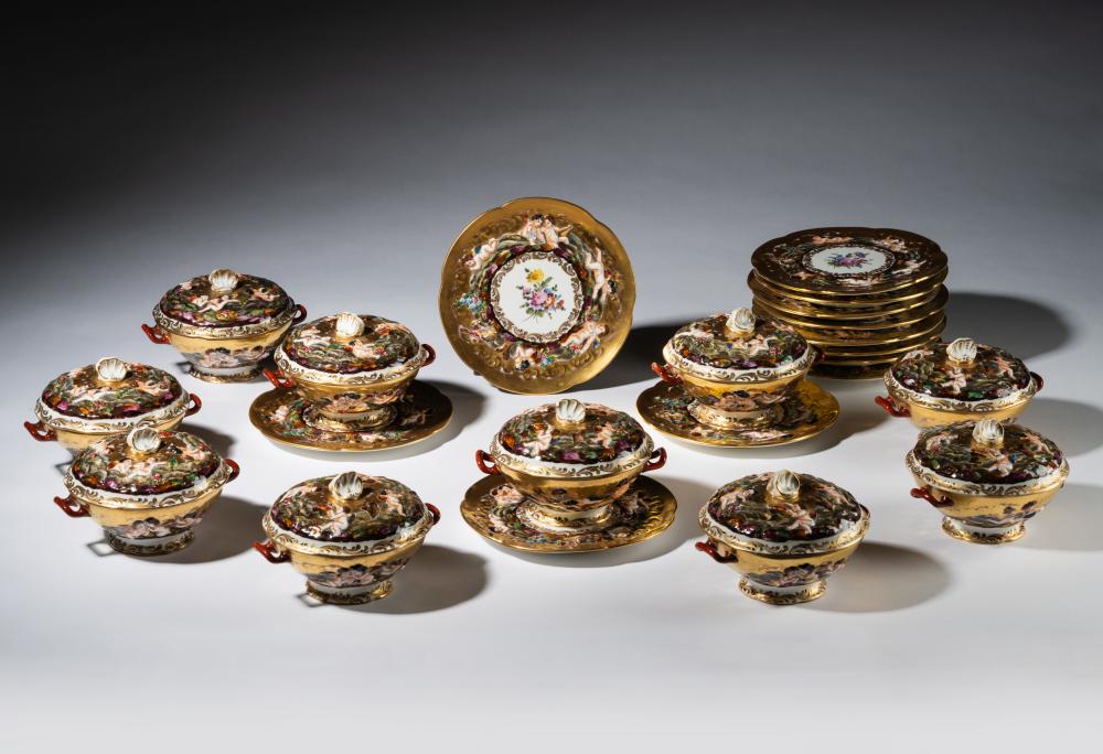 SET OF CAPODIMONTE PORCELAIN