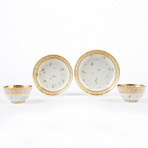 SET OF CHINESE EXPORT PORCELAIN TEA
