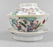 SET OF CHINESE FAMILLE ROSE CO