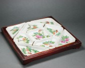 SET OF CHINESE FAMILLE ROSE SW