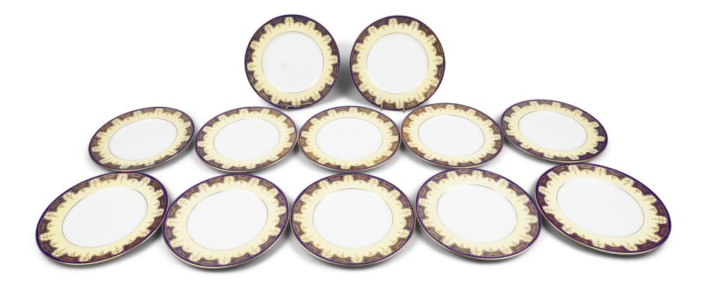 SET OF COALPORT DINNER PLATES