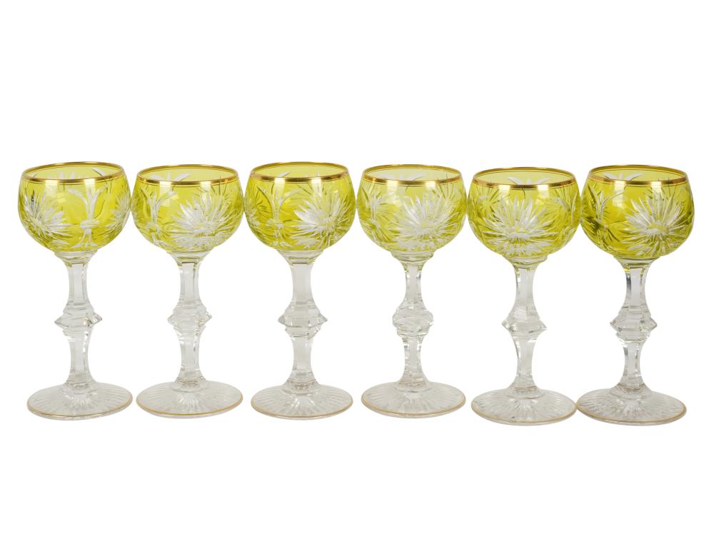 SET OF COLORED AND CLEAR CRYSTAL
