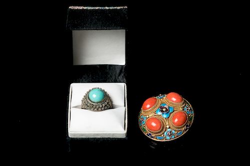 SET OF CORAL BROOCH AND TURQUOISE