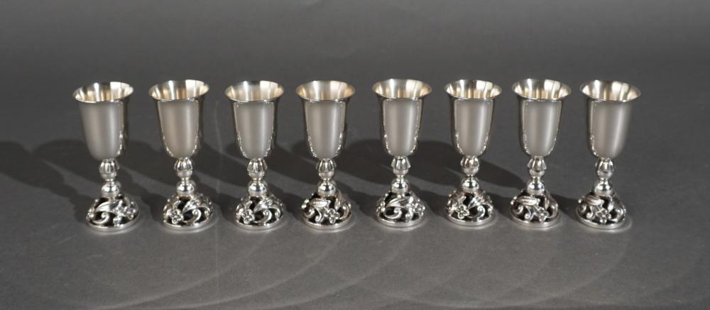 SET OF EIGHT ATTRIBUTED TO GEORG