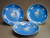 SET OF EIGHT CHINESE 'FAMILLE