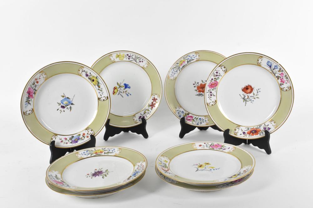 SET OF EIGHT ENGLISH PORCELAIN SOUP