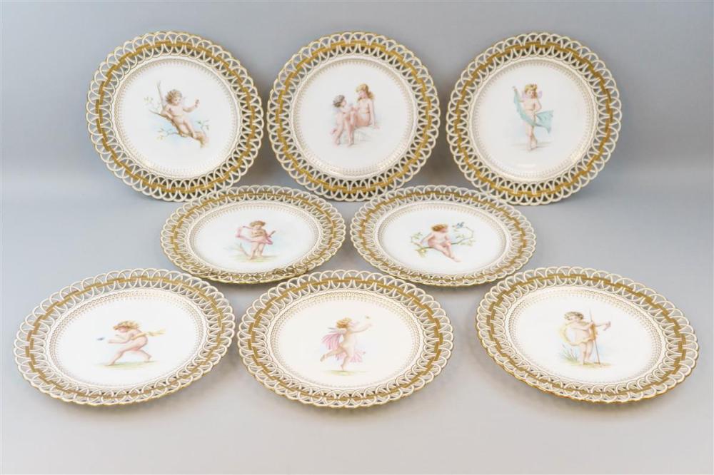 SET OF EIGHT MINTONS RETICULATED