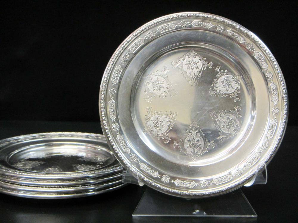 SET OF FIVE TOWLE "LOUIS XIV"