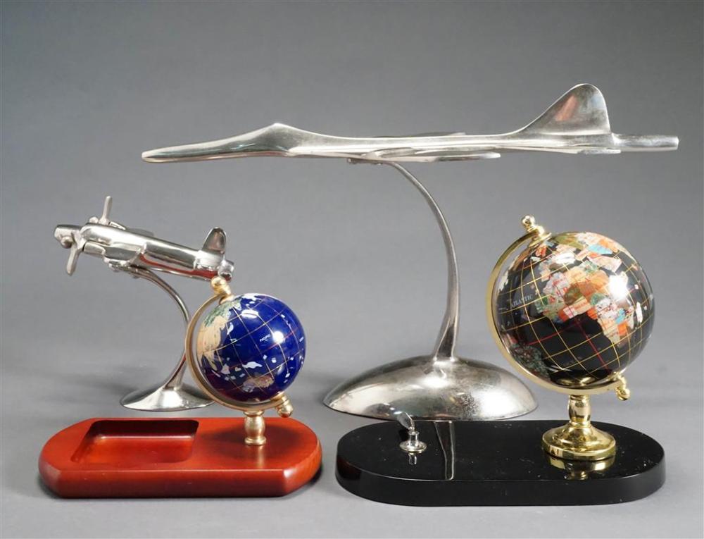 SET OF FOUR ASSORTED DESK