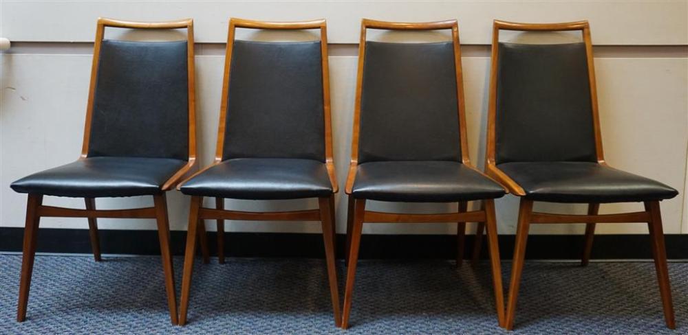 SET OF FOUR CASALA MODELL
