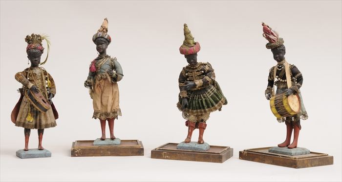 SET OF FOUR NEAPOLITAN WOOD AND