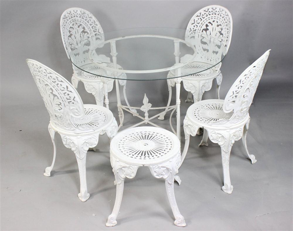 SET OF FOUR VICTORIAN STYLE WHITE