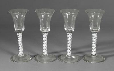 Set of four wine glasses: cotton or