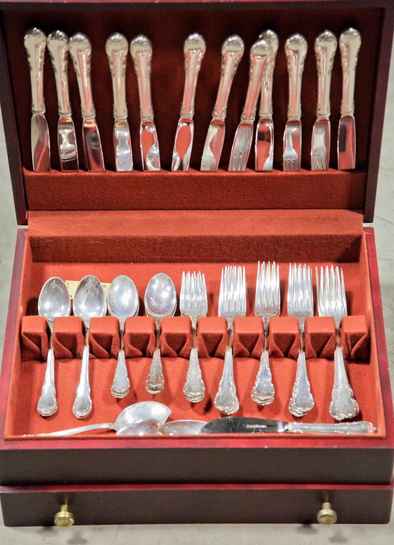 SET OF LUNT STERLING SILVER