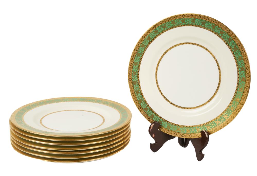 SET OF MINTON PORCELAIN DINNER