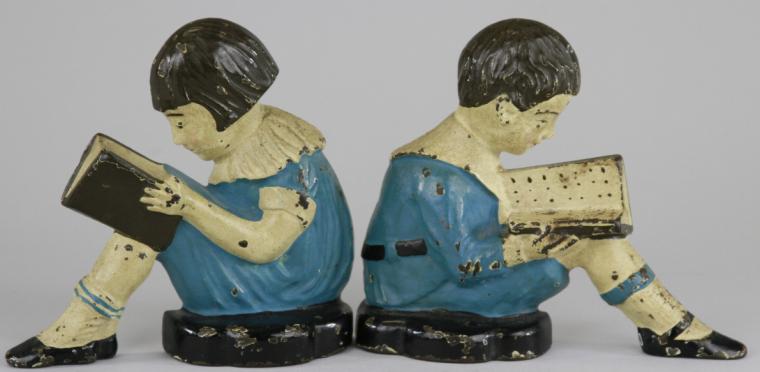 SET OF READING GIRL & BOY