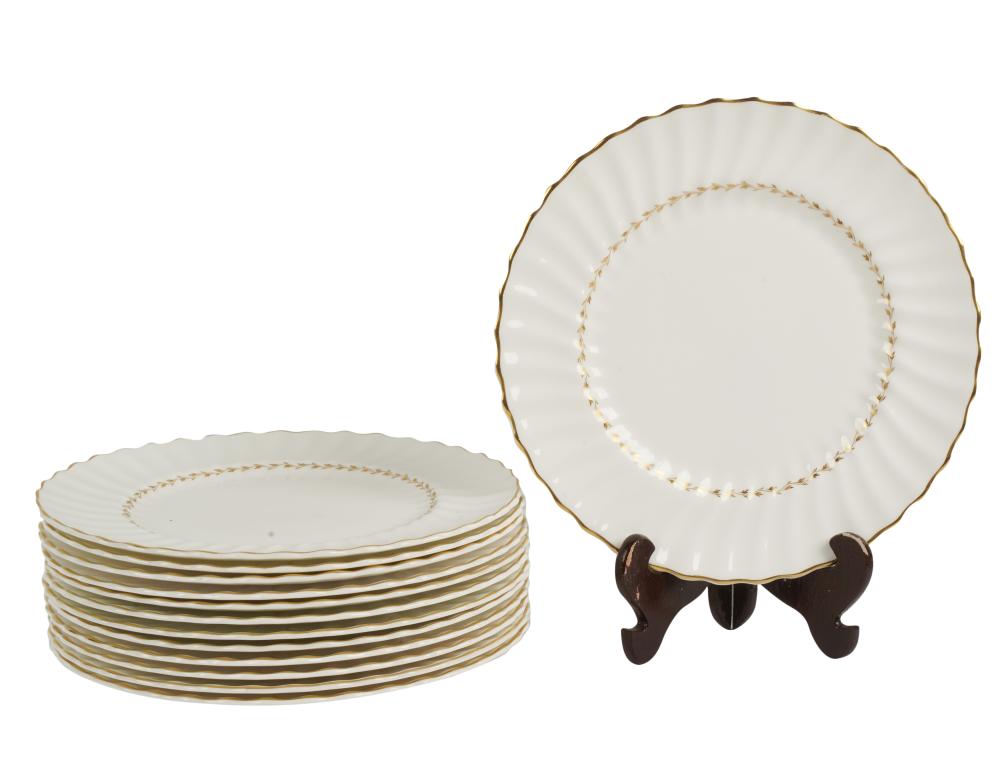 SET OF ROYAL DOULTON PORCELAIN