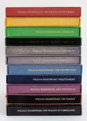 SET OF SHAKESPEARE BOOKS, 11 G